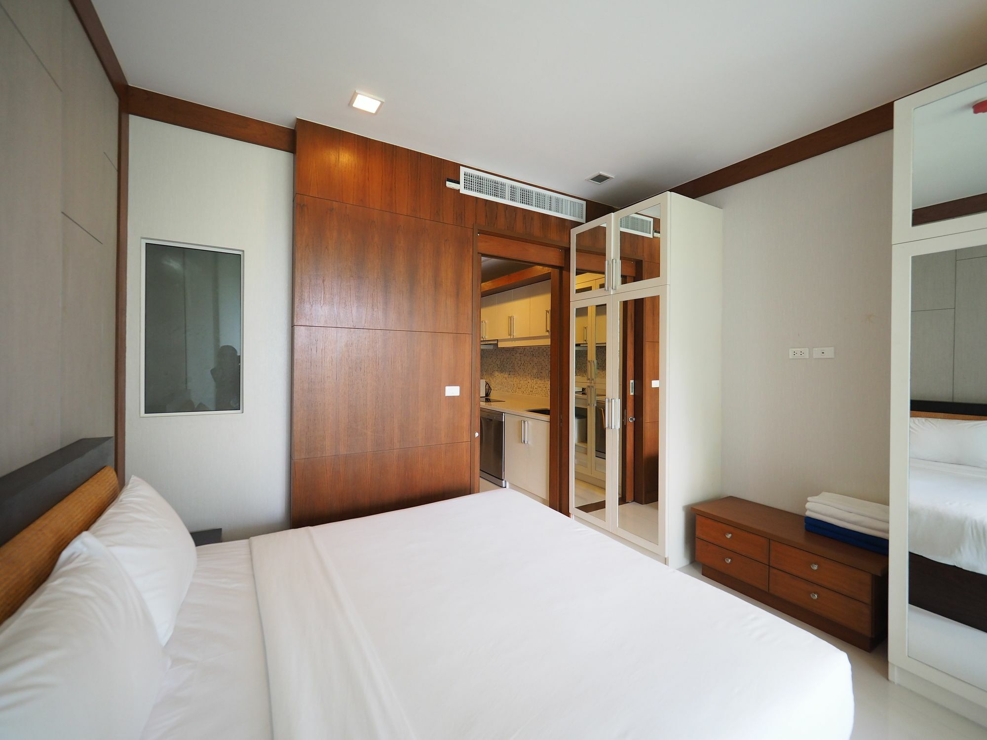 Q Conzept Condominium Karon Exterior foto